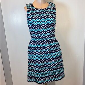 Vineyard Vines Blue Chevron Tail Sleeveless
Fit & Flare Mini Dress Womens Size 2